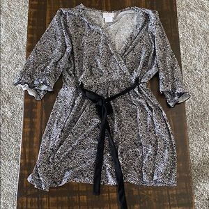 Maternity dressy top